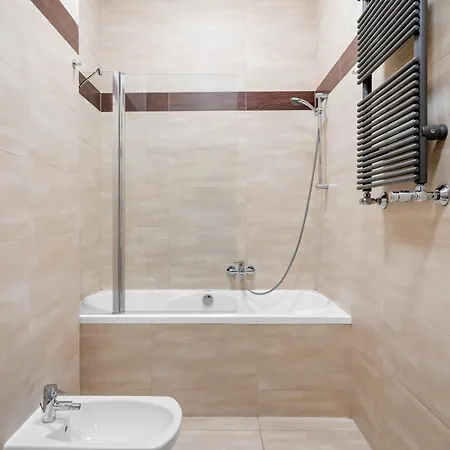 Designer Loft -90M2- 3 Rooms - Market Square As Home R505
